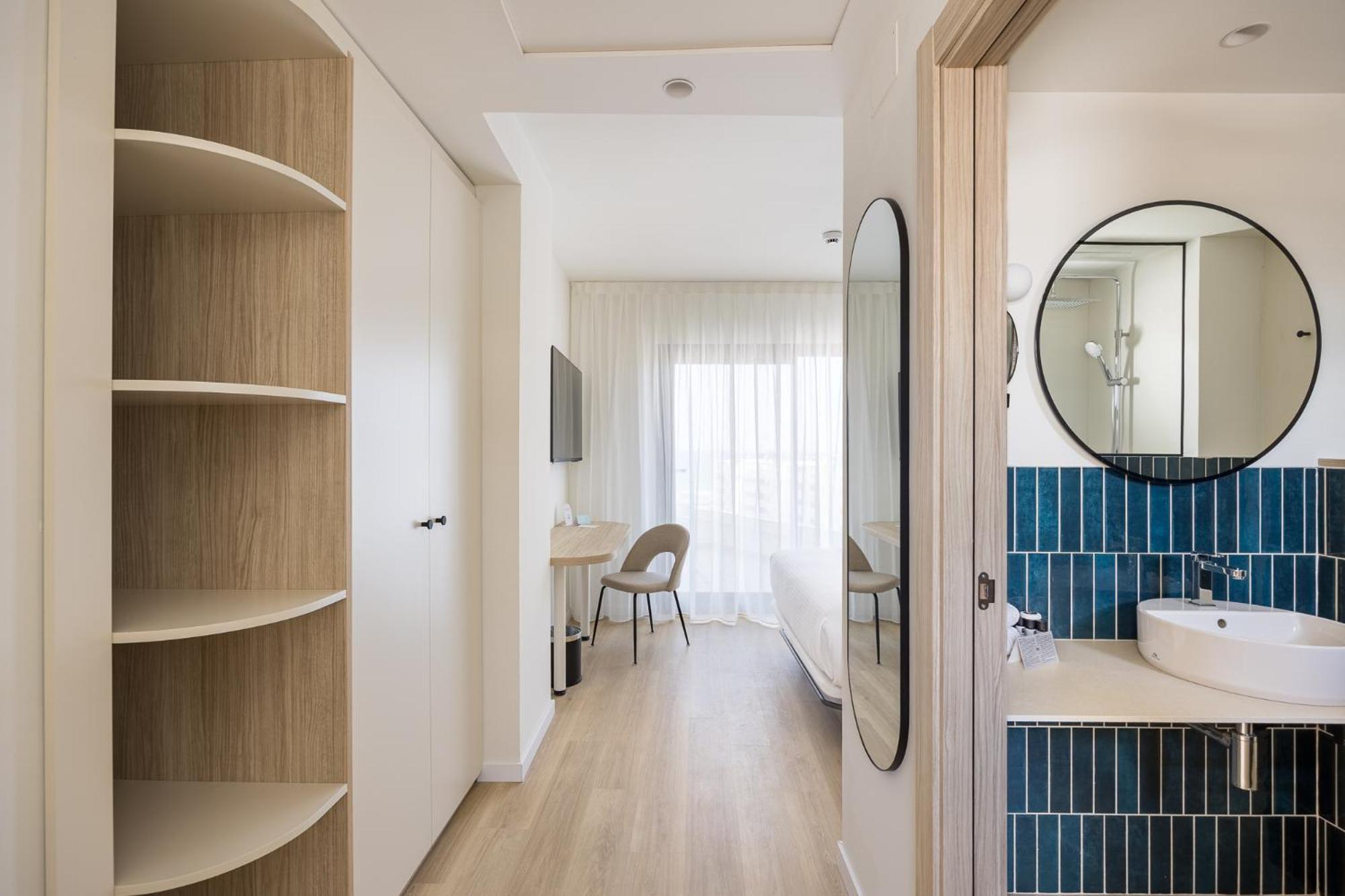 Double Room (2 Adults),1693276929:JPEG